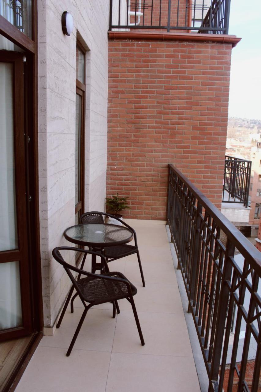 Like Apartment Tbilisi Exterior photo